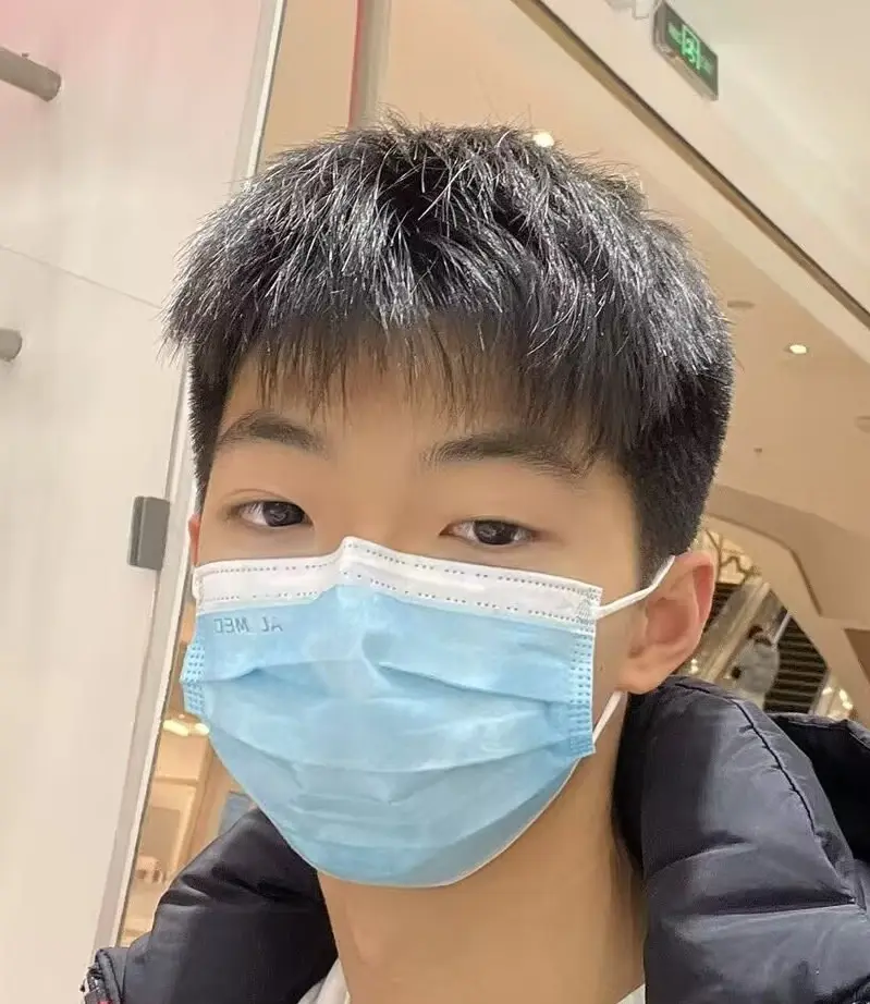 杨洛沣的头像